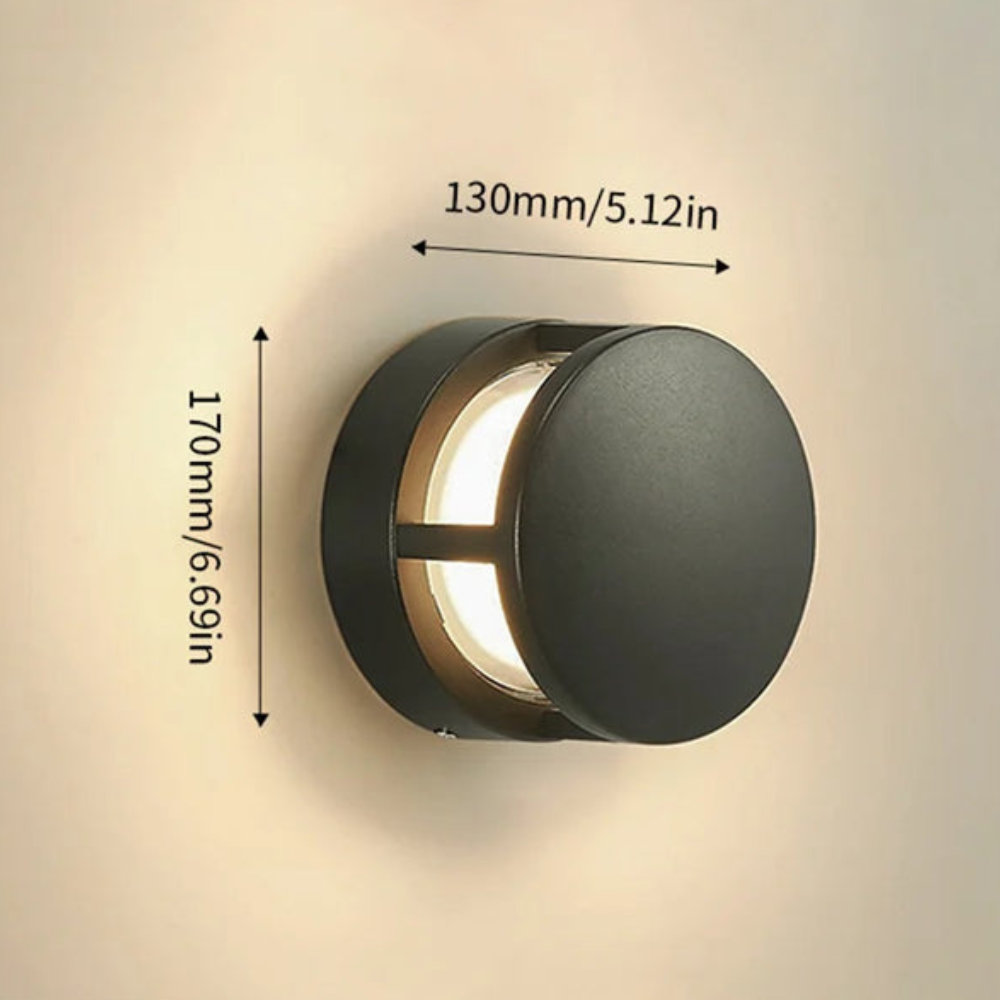 Wodoodporna lampa LED z czujnikiem ruchu